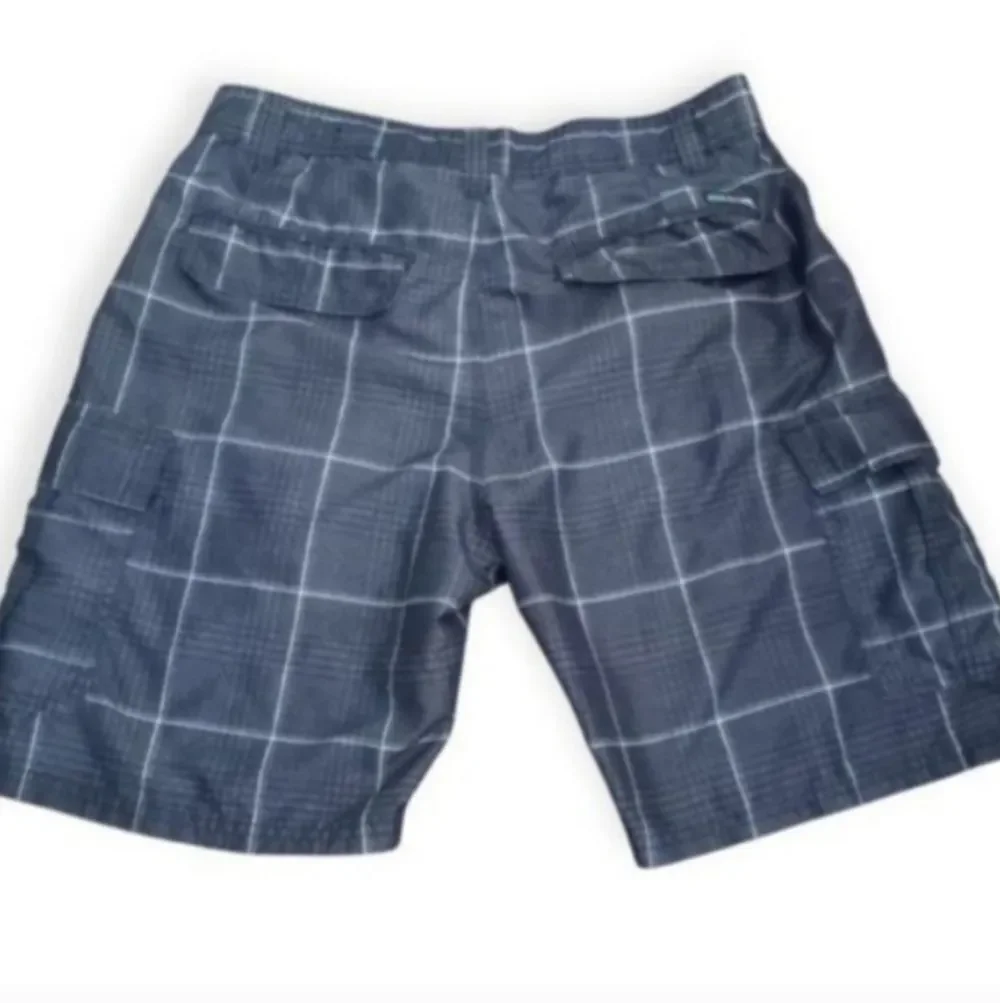 Sub Culture Men's Cargo Shorts in Gray Checkered Pattern Sz.32 EUC.